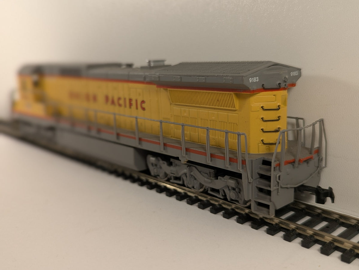 Bachmann Spectrum HO Gauge Dash 8 40C Locomotive 9183 Union Pacific 85002