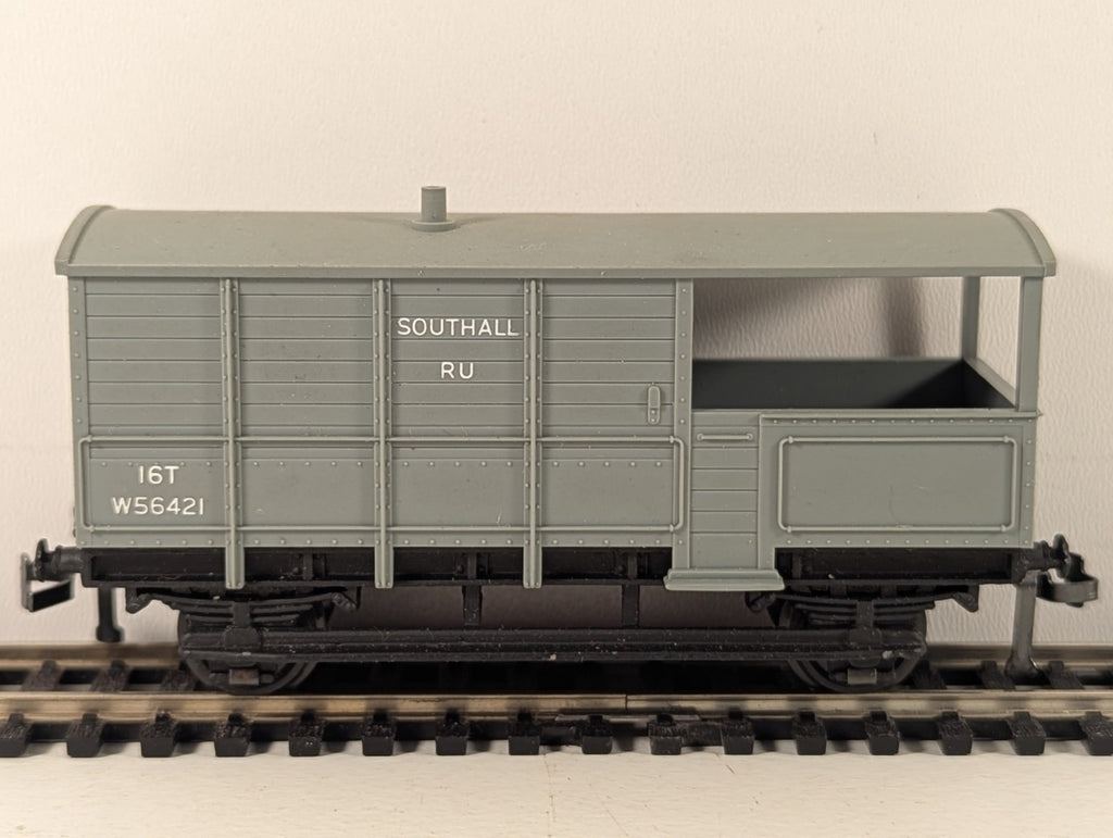 Hornby-Dublo 32048 OO Gauge Western Region Goods Brake Van - Boxed