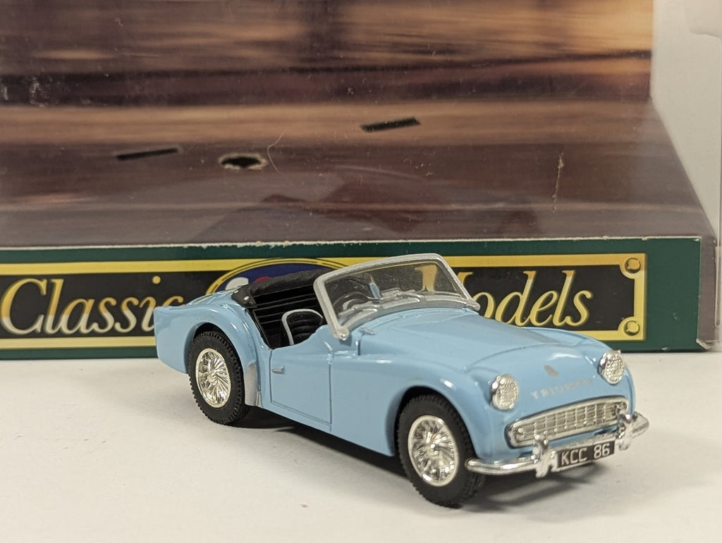 Corgi 1:43 Triumph TR3A Die-cast Model Car KCC 86 Powder Blue 97114