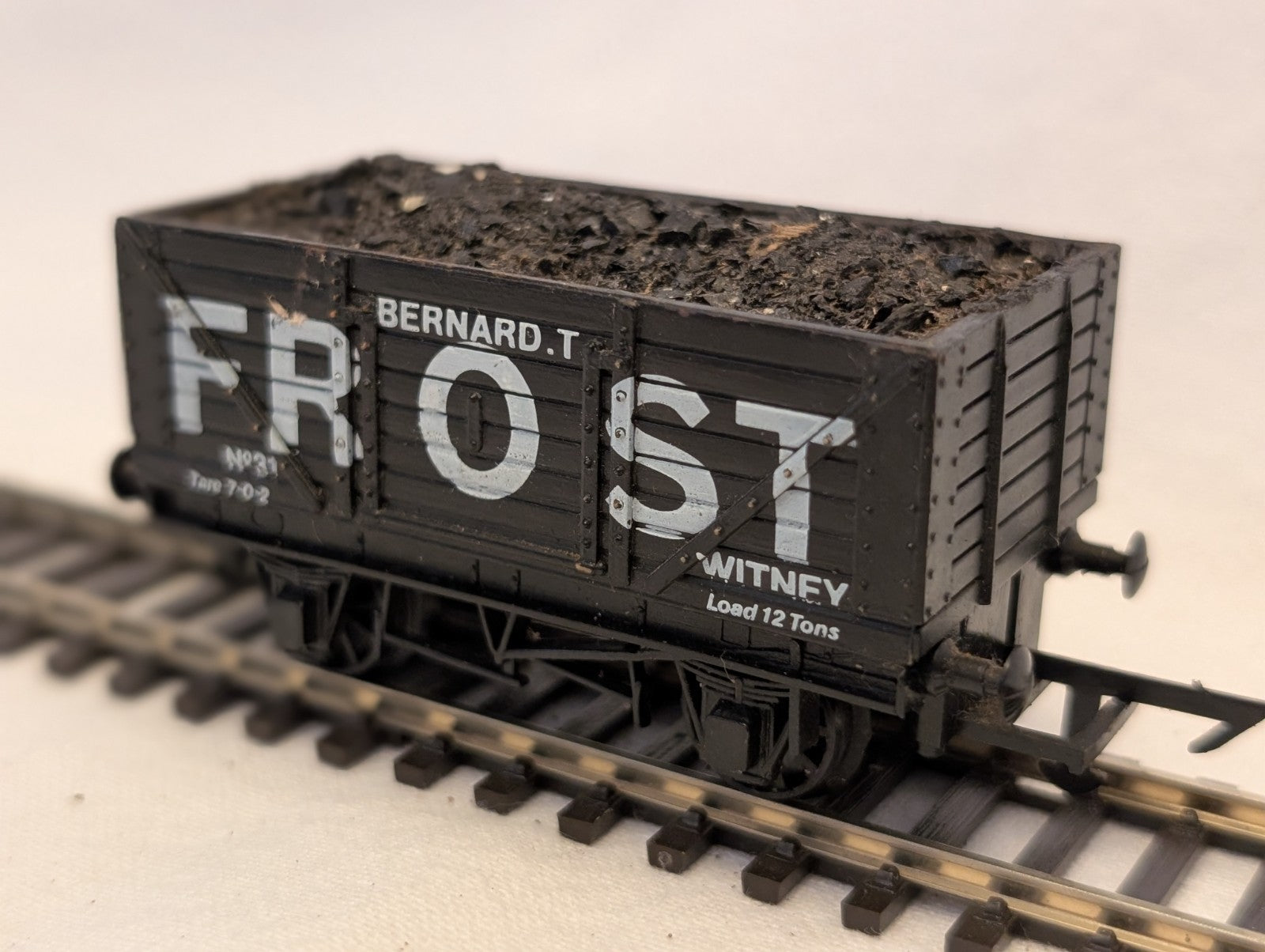 Graham Farish OO Gauge 7 Plank Open Wagon Bernard T. Frost Goods Wagon