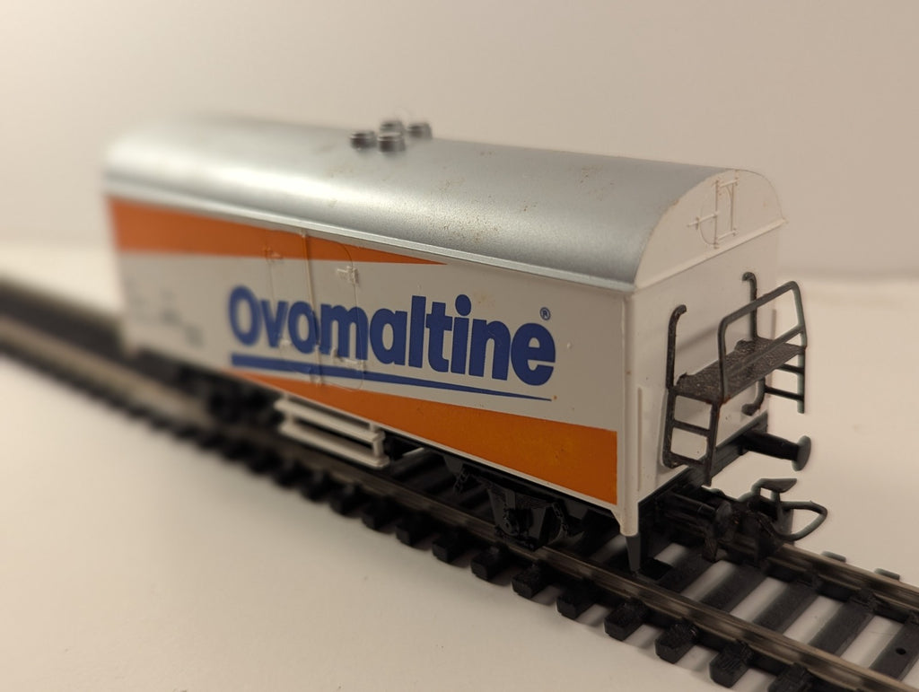 Märklin 4428 H0 Closed Freight Car ‘Ovomaltine’ – DB