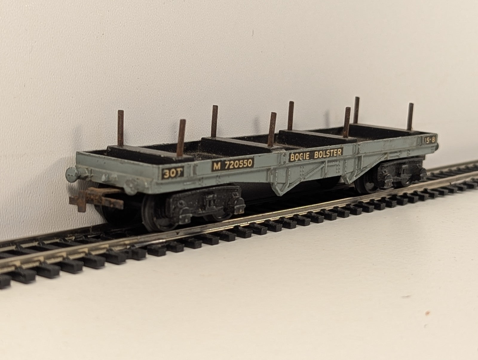 Hornby Dublo 32051 OO Gauge BR Grey Bogie Bolster Wagon - Boxed