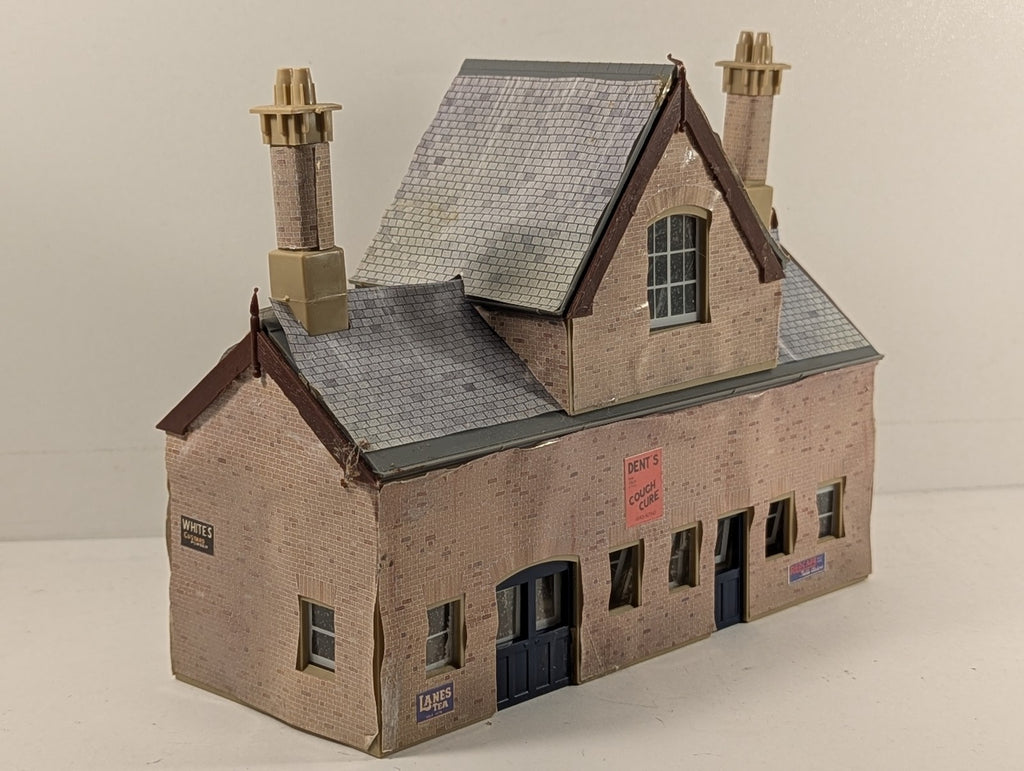Tri-ang OO Gauge Goods Shed Buildings Brick