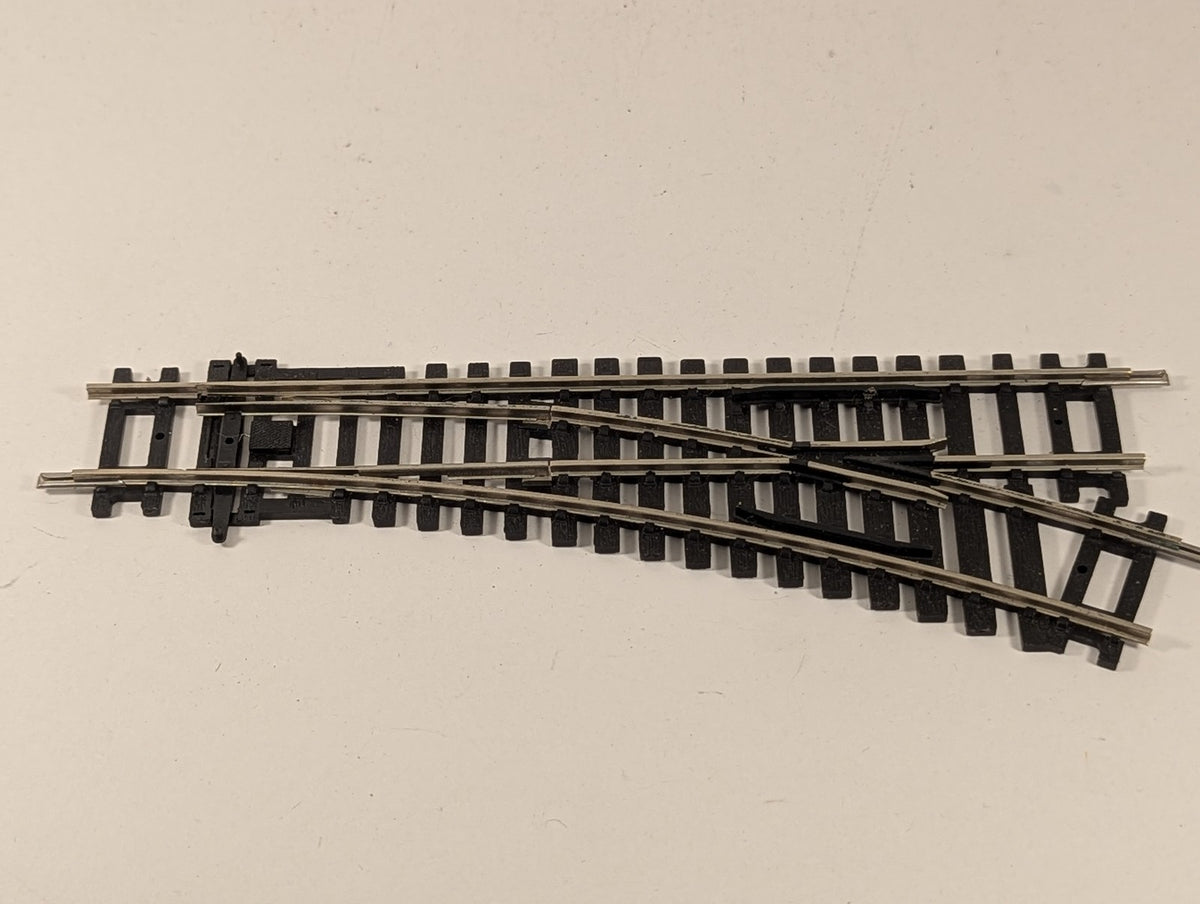 Hornby OO Gauge Right Hand Point Track R8073