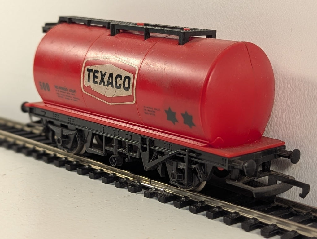Hornby R231 OO Gauge Texaco Tank Wagon
