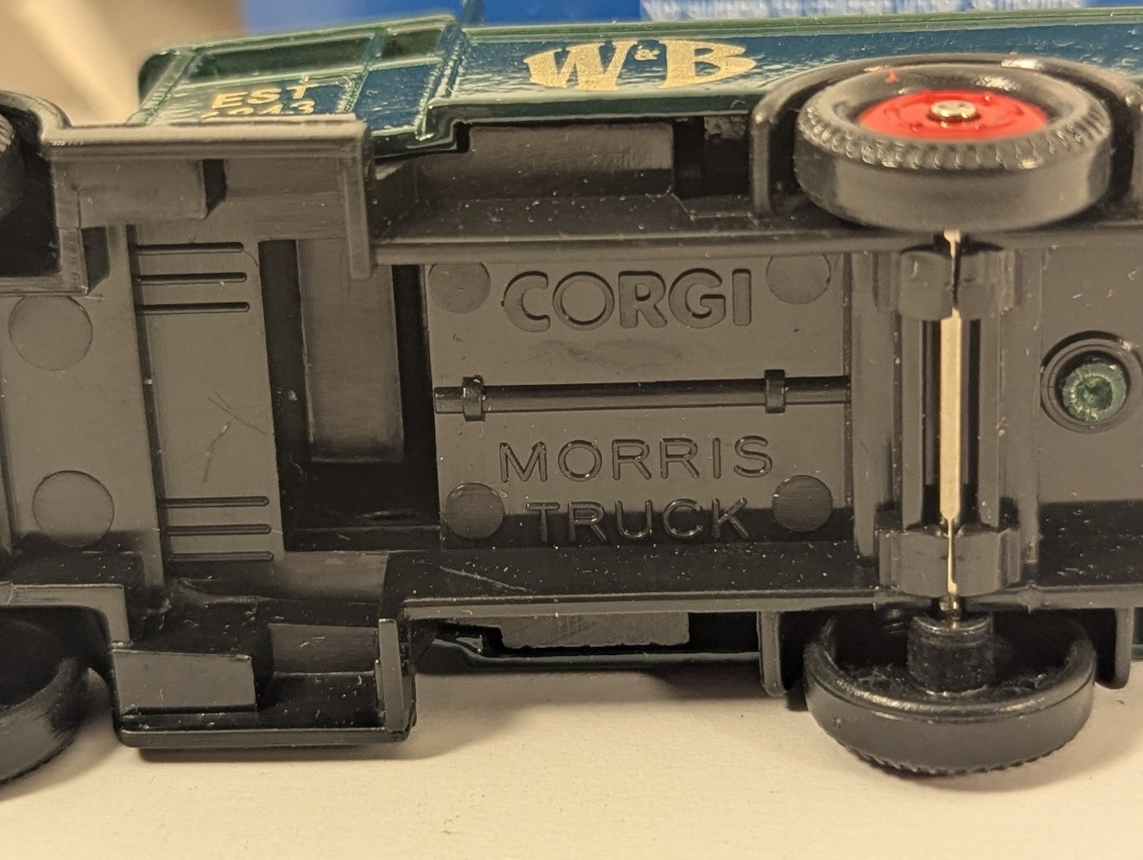Corgi Cameo Collection Morris Tanker Truck Wm Butler and Co Bristol Ltd
