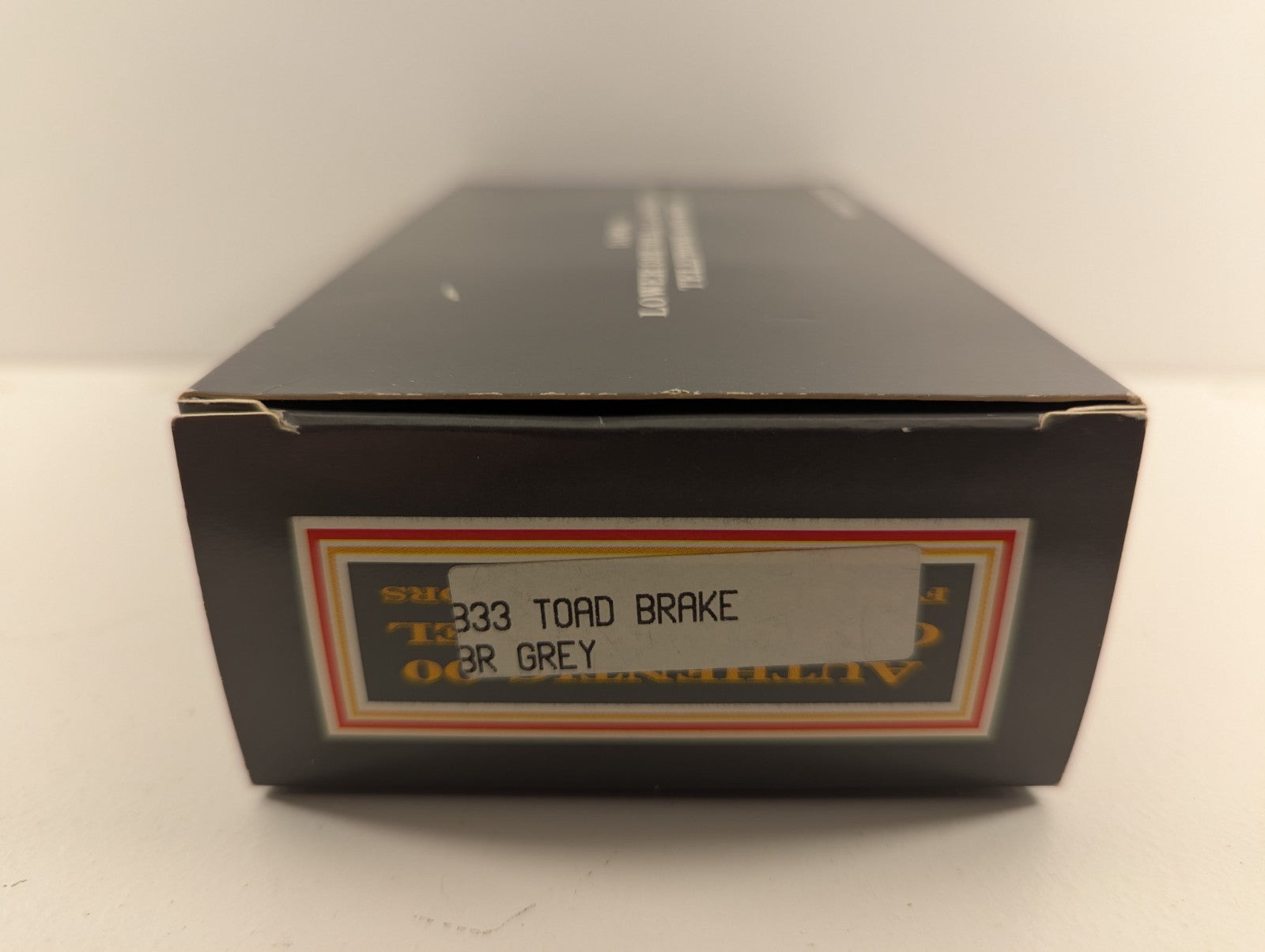 Dapol OO Gauge 114926 BR 20 Ton Brake Van Grey Livery
