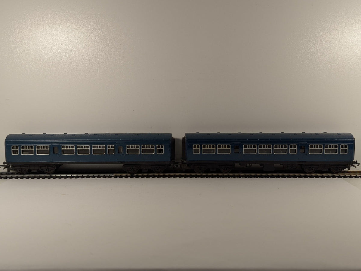 Tri-ang OO Gauge DMU Centre Cars Coaches BR Blue R334 Spares or Repair