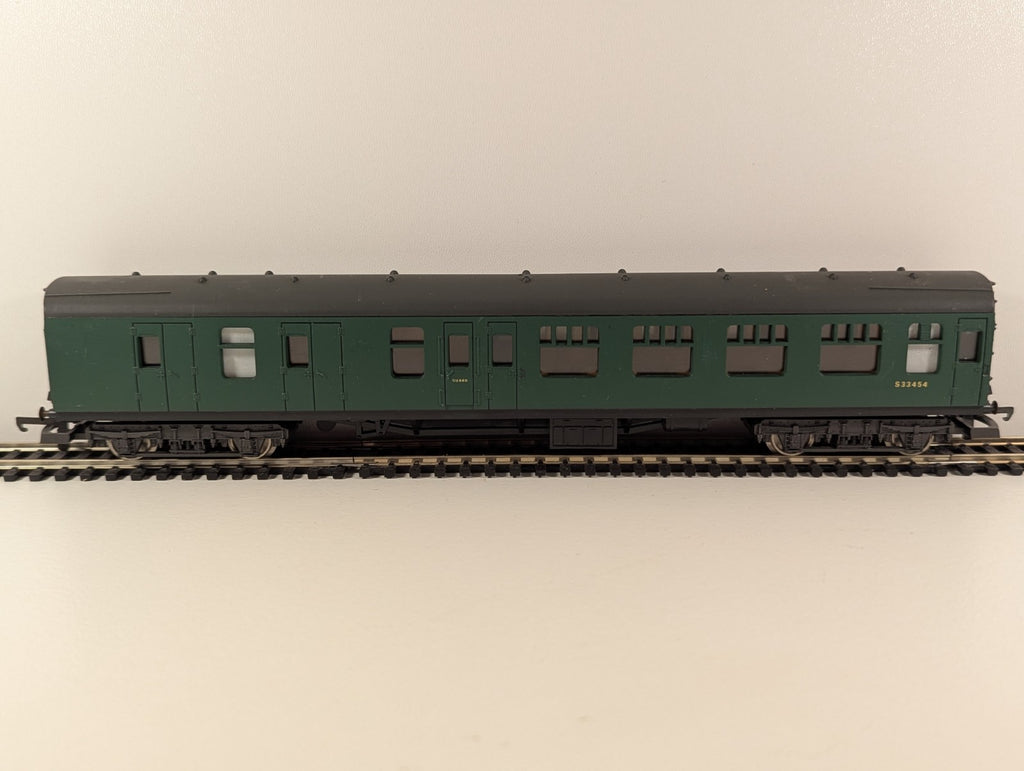 Lima OO Gauge BR Green Mk1 2nd Corridor Brake Coach S33454