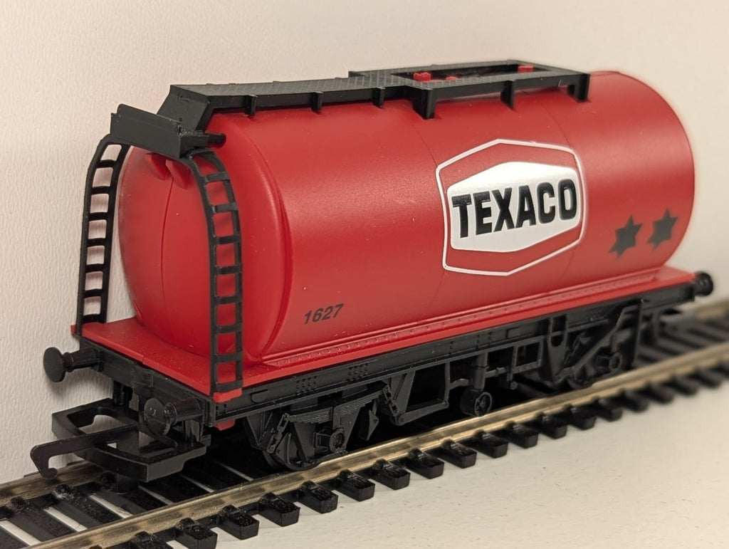 Hornby R231 OO Gauge Texaco Tank Wagon