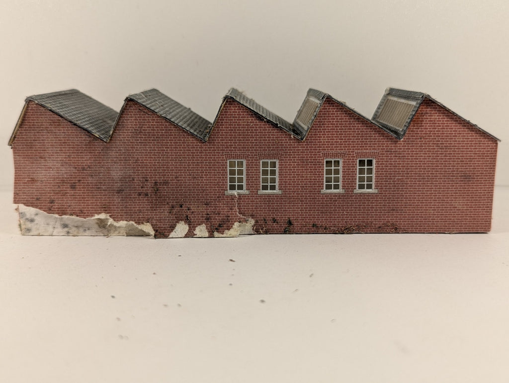Metcalfe N Gauge Red Brick Factory Building
