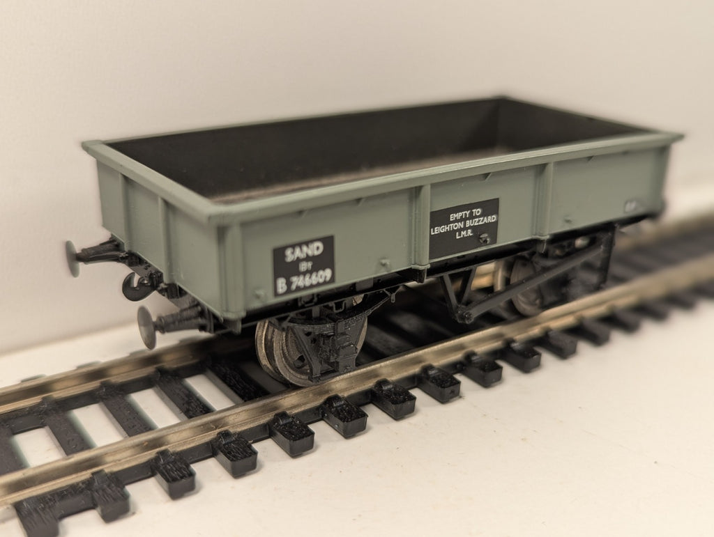 Bachmann OO Gauge 13T Steel Sand Tippler Wagon BR Grey