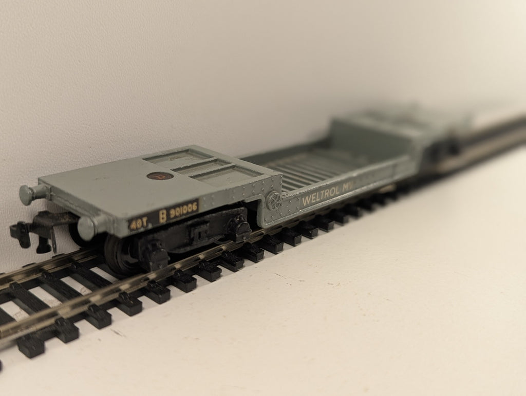 Hornby Dublo OO Gauge 40 Ton Bogie Well Wagon B901006