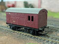 Tri-ang Horse Box Wagon B547 OO Gauge