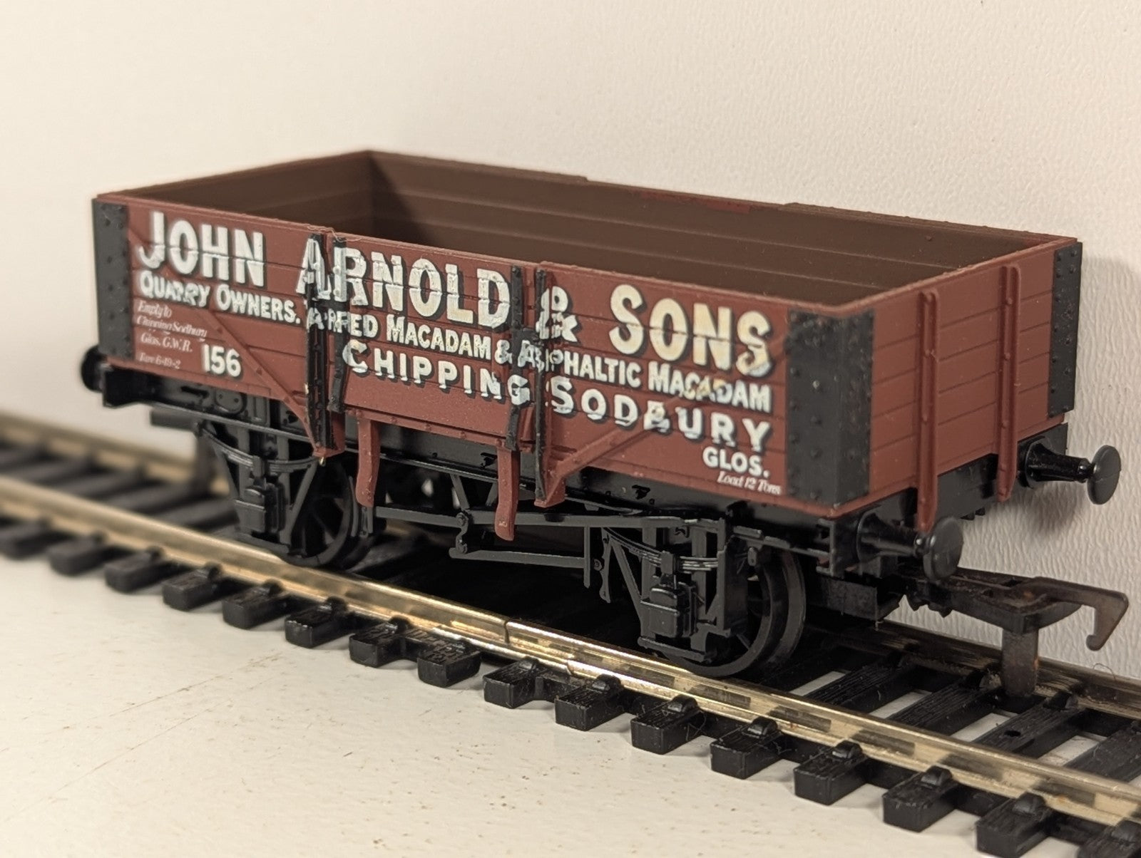 Airfix Railway System 54376-1 “John Arnold & Sons” 5-Plank Wagon