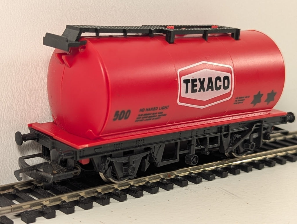 Hornby OO Gauge Texaco Tank Wagon