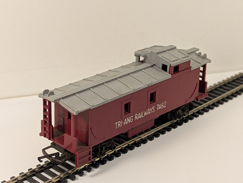 Tri-ang Railways R115 Transcontinental Caboose No. 7482