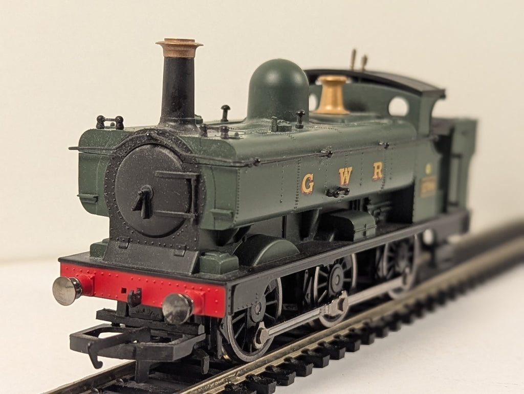 Hornby OO Gauge Class 2721 Pannier Tank Locomotive 2764 GWR Green