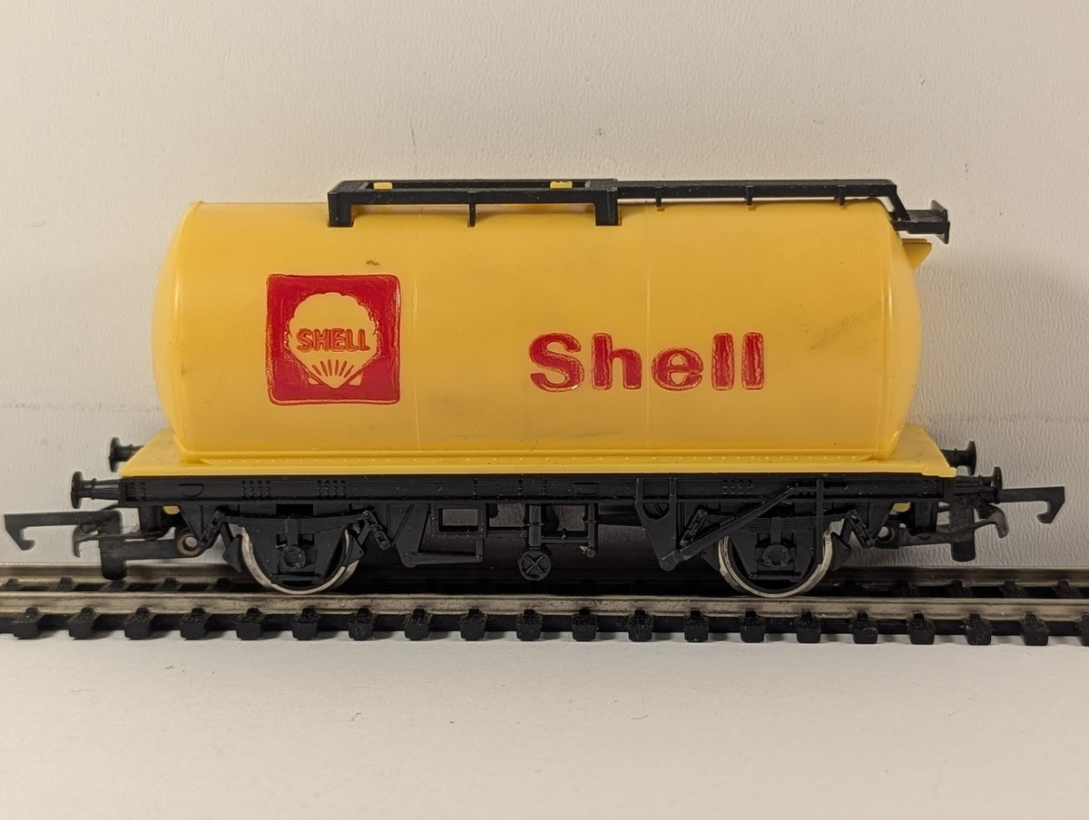 Hornby OO Gauge Shell Tank Wagon Goods Wagon Shell Yellow R.227