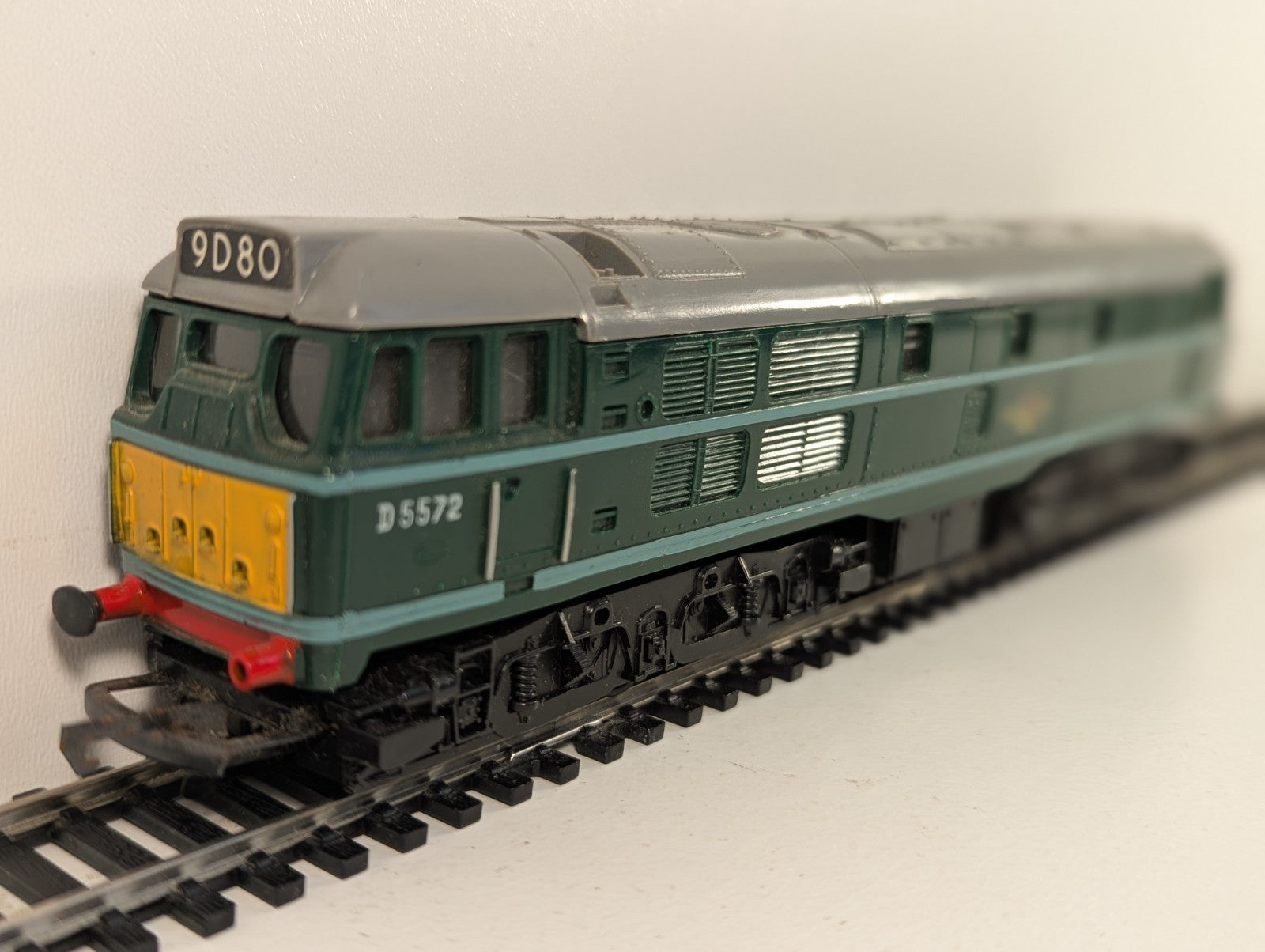 Tri-ang Hornby R357 OO Gauge Class 31 Diesel Poor Runner