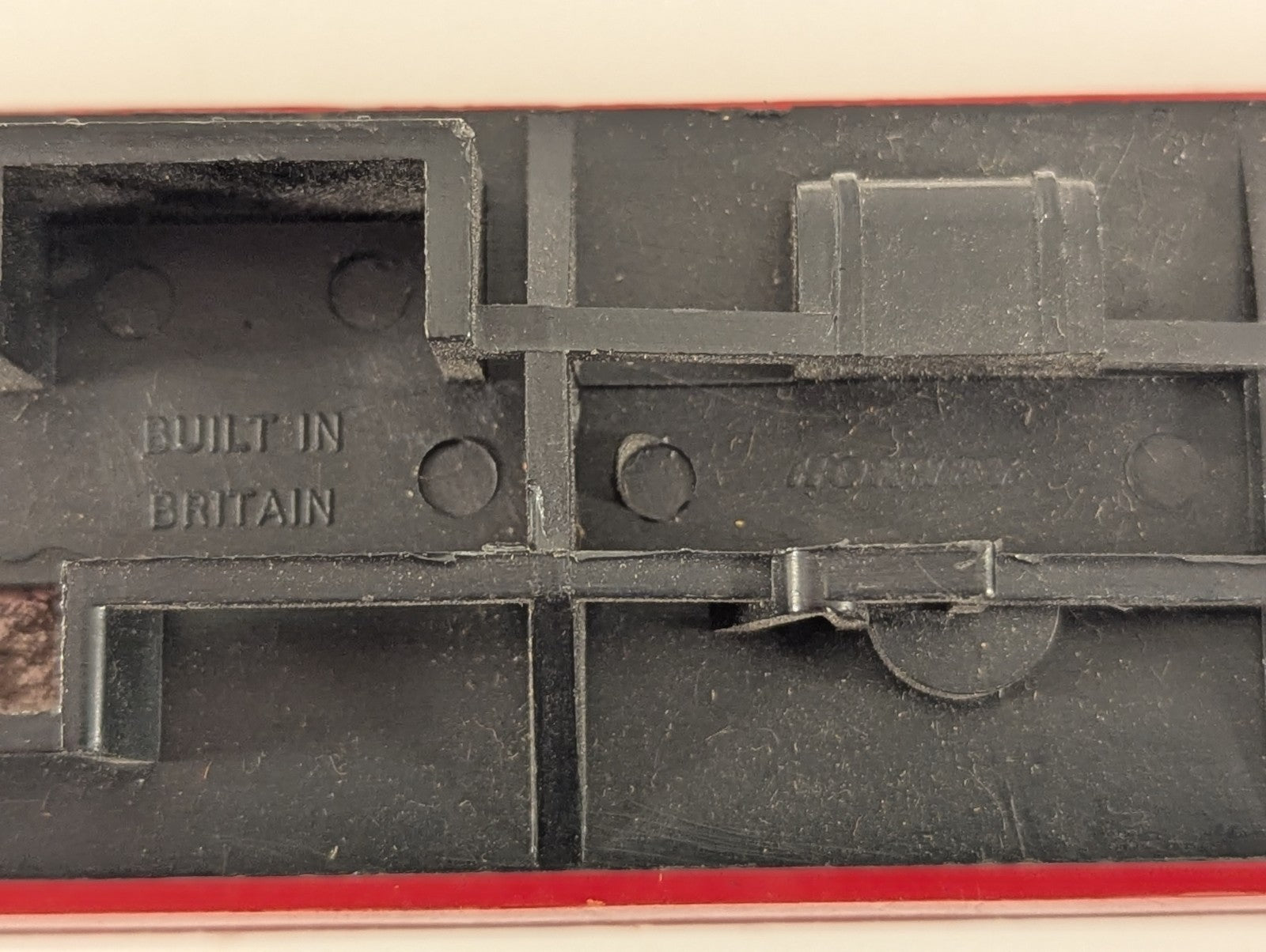 Hornby Tri-ang R627 OO Gauge BR Brake 2nd Coach 34100