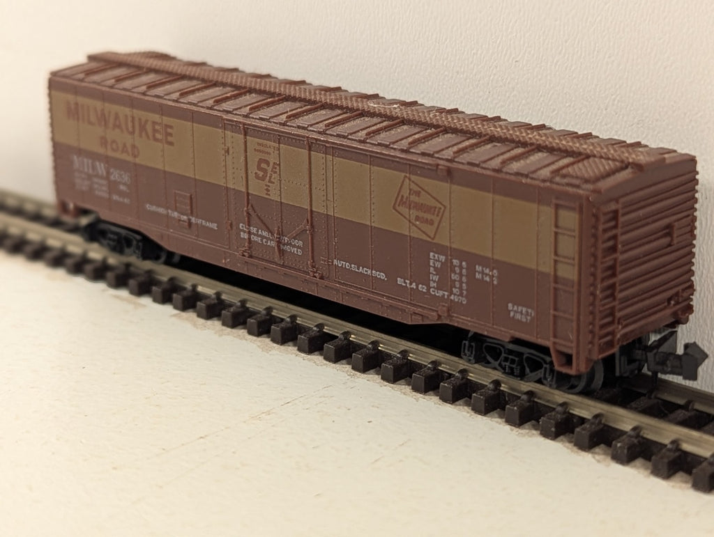 Lima N Gauge Milwaukee Road 51ft Mechanical Boxcar