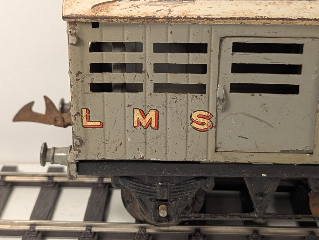Hornby Series O Gauge Tinplate No.1 LMS Cattle Truck Grey