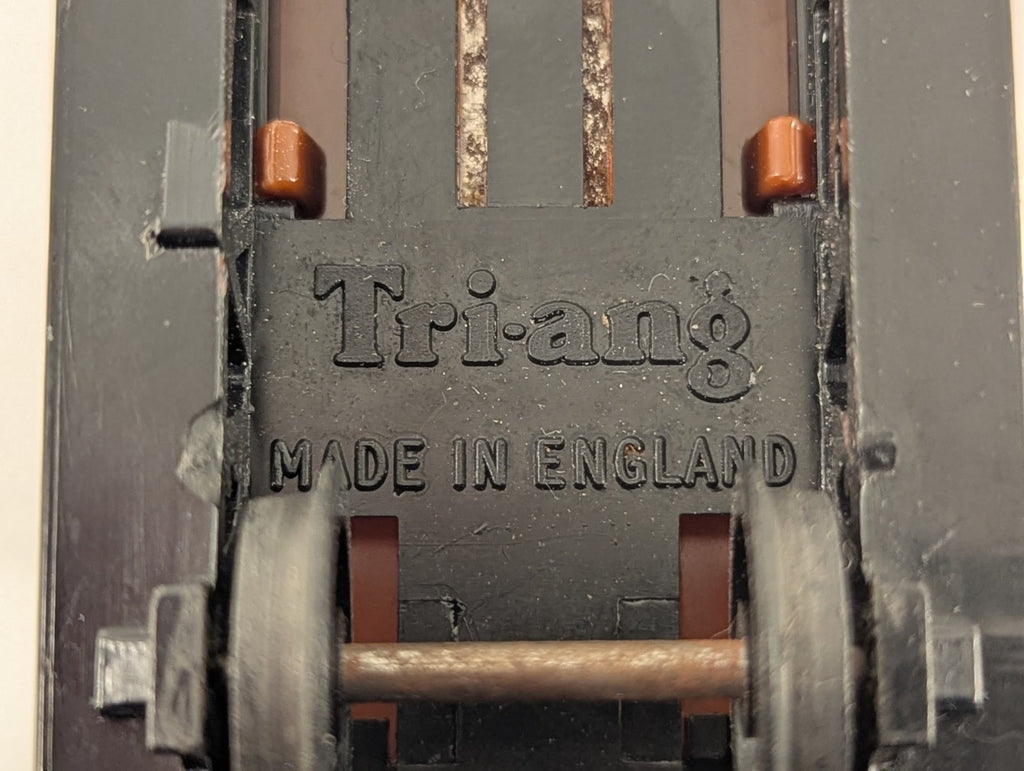 Tri-ang R016 BR 20 Ton Standard Brake Van Brown