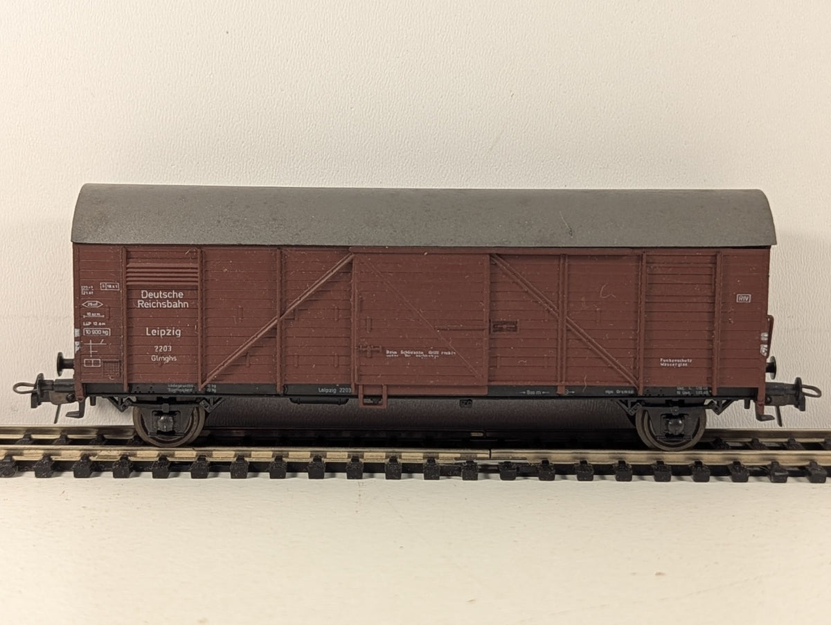 Roco Deutsche Bundesbahn Covered Goods Wagon Brown