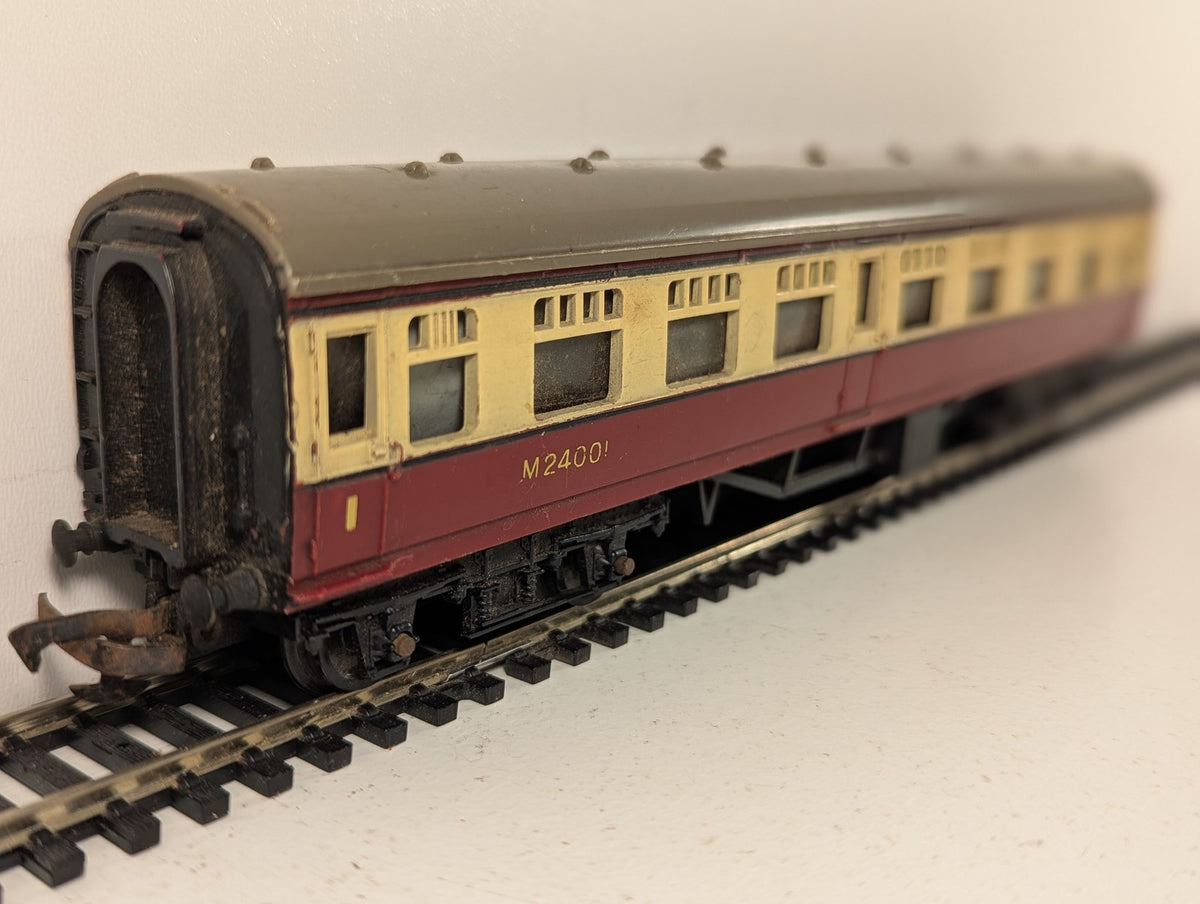 Tri-ang OO Gauge BR MK1 Composite Coach Passenger Coach M24001