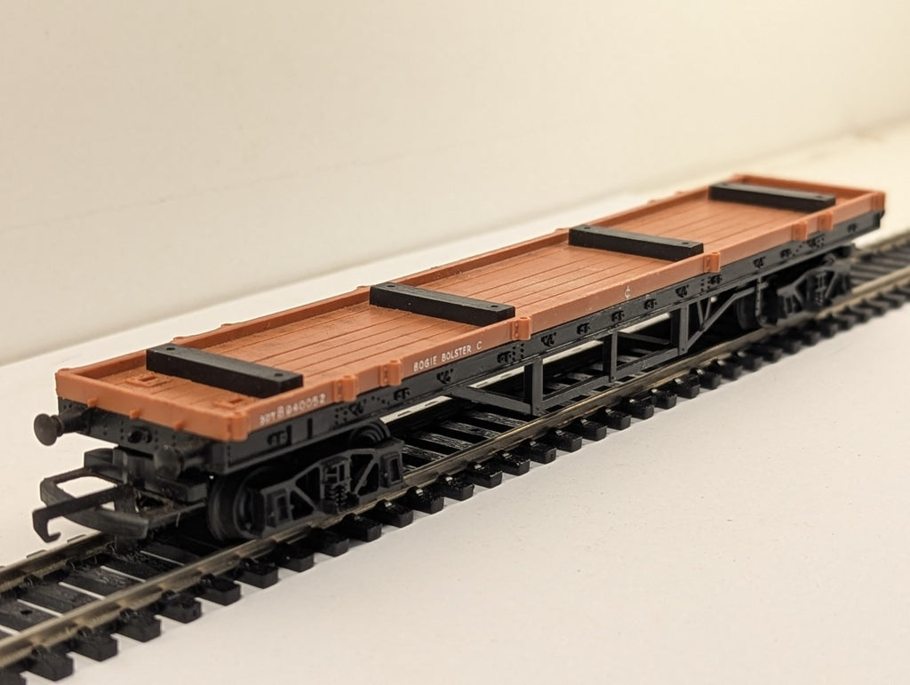Hornby BR Brown 30 Ton Bogie Bolster C Wagon B940