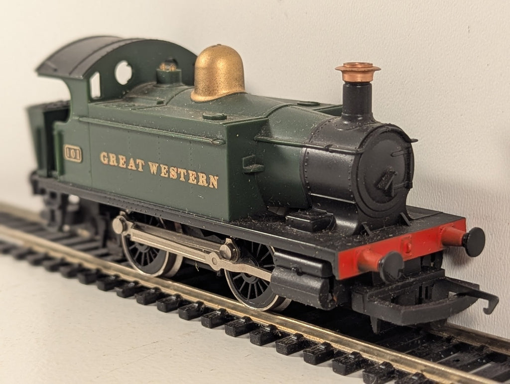 Hornby R077 GWR Holden Class 101 0-4-0T Tank Locomotive OO Gauge