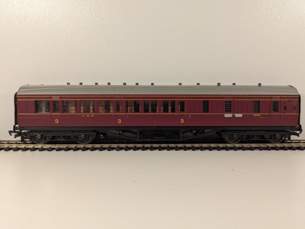 Bachmann OO Gauge LMS 3rd Class Corridor Brake Coach Maroon