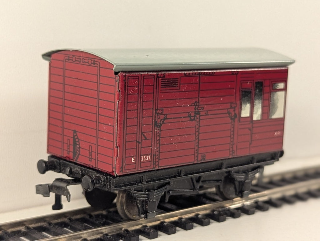 Hornby Dublo 32060 OO Gauge D1 Horse Box - Wrong Box