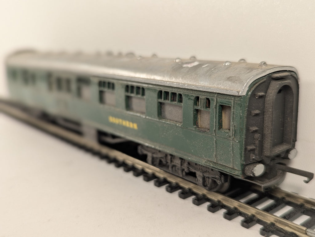 Playcraft HO Scale Brake Third Coach Passenger Coach Southern Green P862