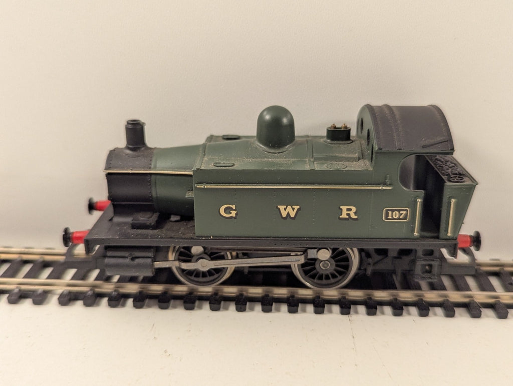 Hornby OO Gauge Class 101 GWR Industrial Locomotive No.107