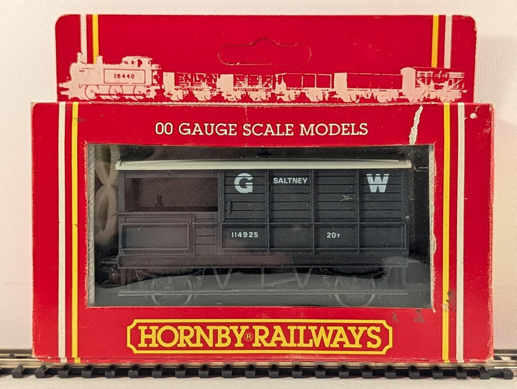 Hornby Railways R.714 OO Gauge GWR 20 Ton Goods Brake Van - Boxed