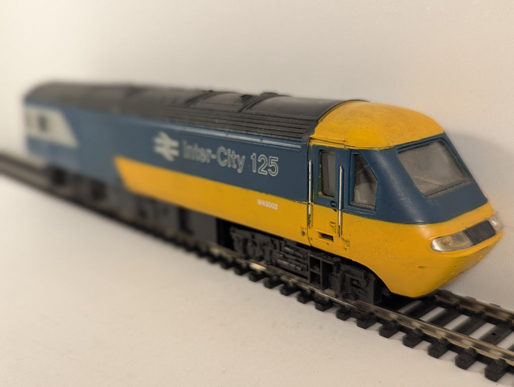 Hornby OO Gauge Class 43 HST Dummy Power Car Diesel Locomotive W43002