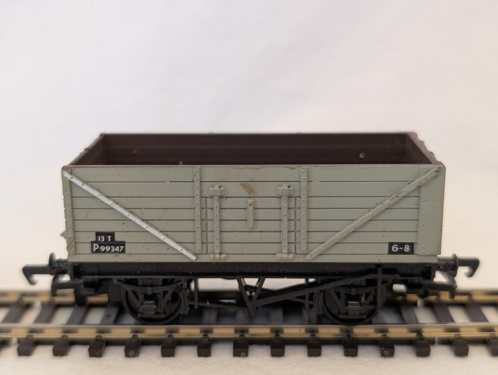 Mainline OO Gauge 7-Plank Open Wagon P99347 BR Grey 37-142
