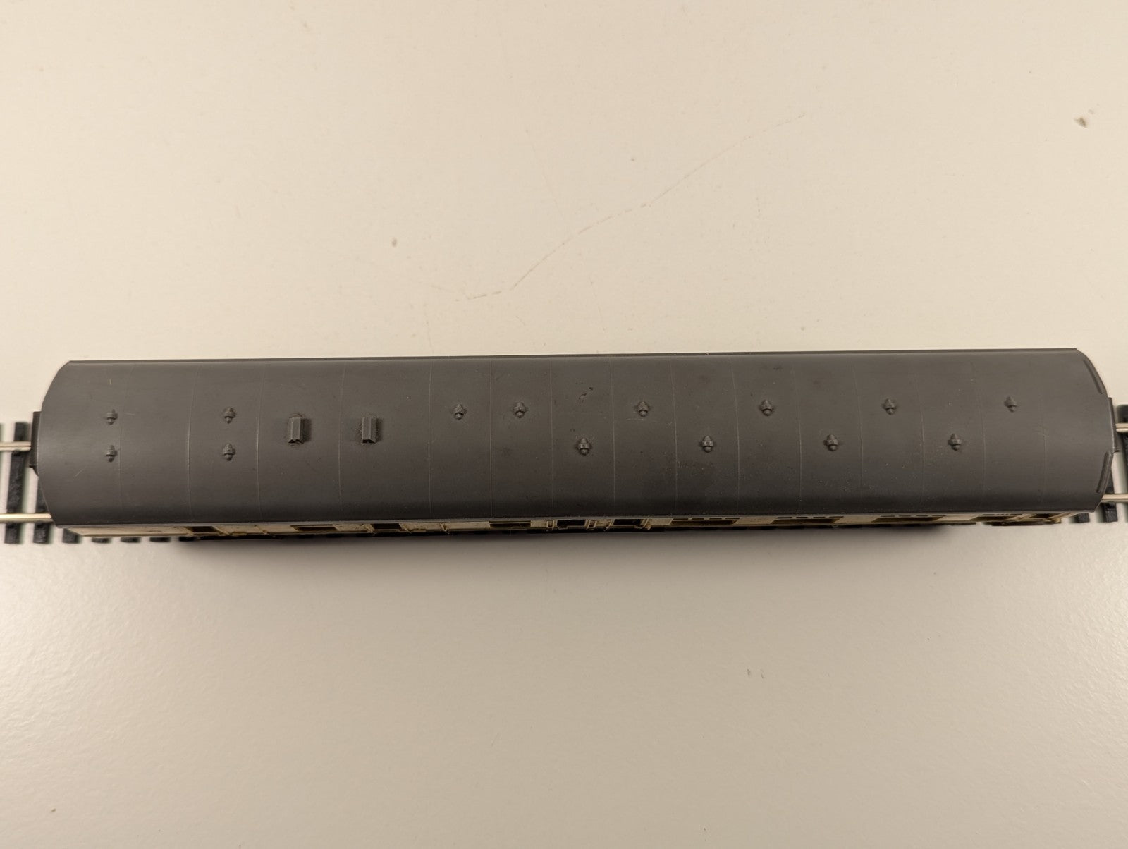 Tri-ang R329 OO Gauge BR Mk1 Brake Second Coach W34302