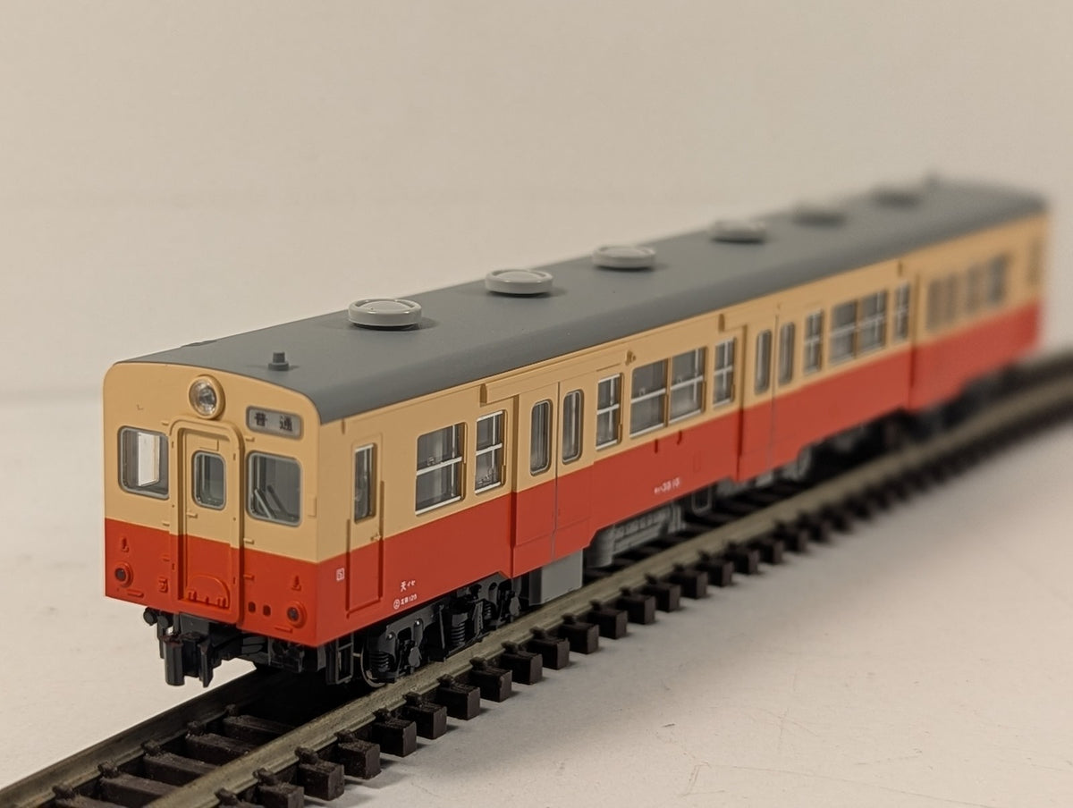Kato N Gauge KiHa 30 Diesel Railcar KiHa 30 10 JNR Cream and Red 6073-1