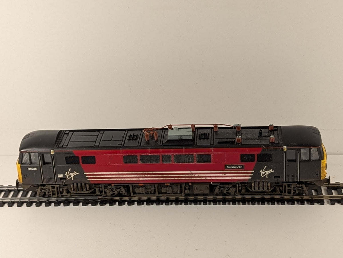 Hornby OO Gauge Class 86 Electric Locomotive 86225 Virgin Trains Dummy