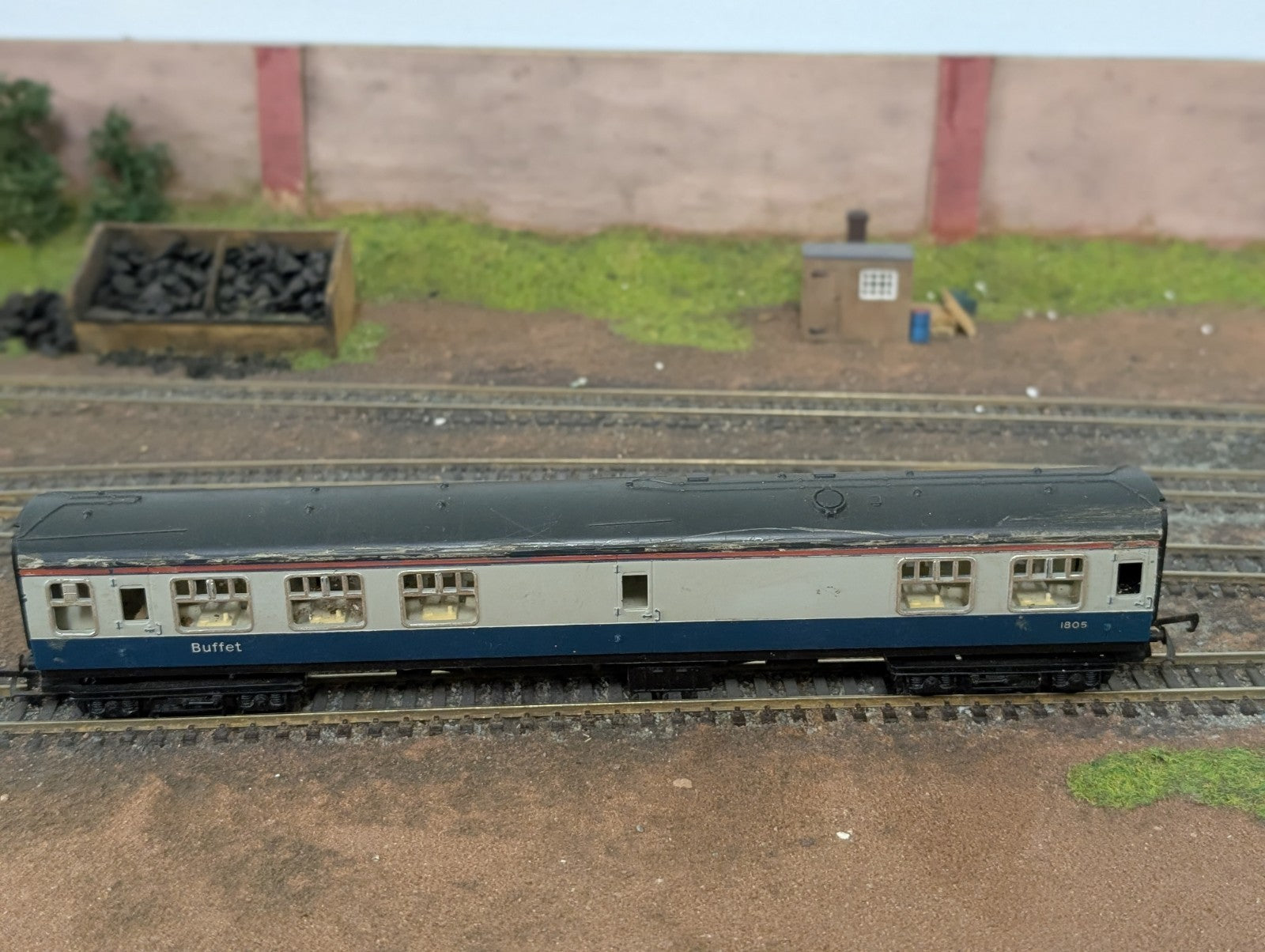 Tri-ang OO Gauge BR Mk1 RMB Restaurant Miniature Buffet Coach No. 1805