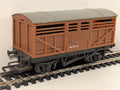 Tri-ang R122 BR Cattle Wagon M3713 – OO Gauge