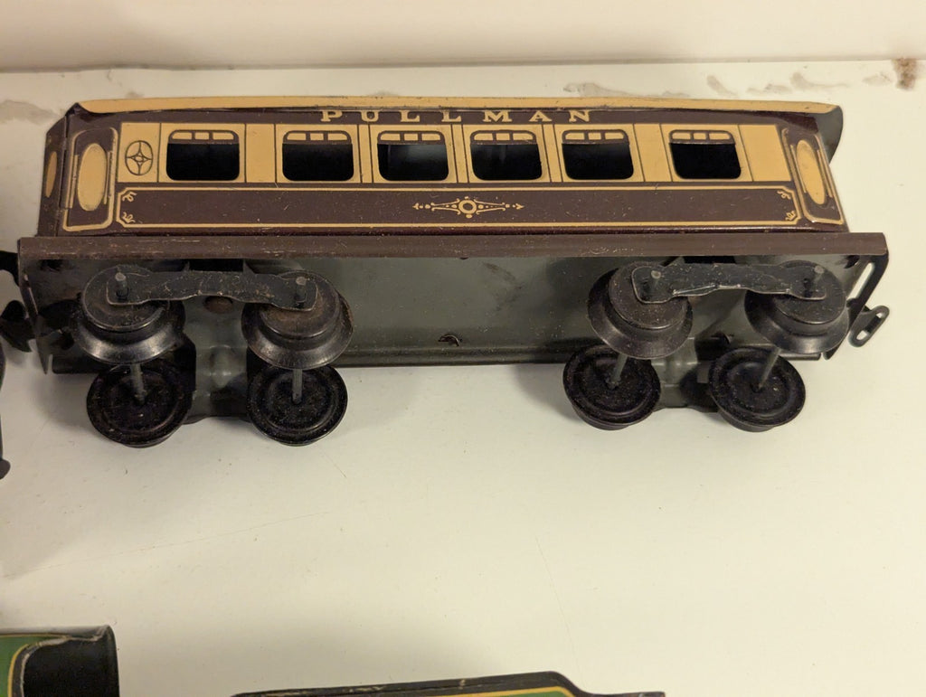 Hornby O Gauge Clockwork No. 2 Special Schools Class 'Eton' Passenger Set Train