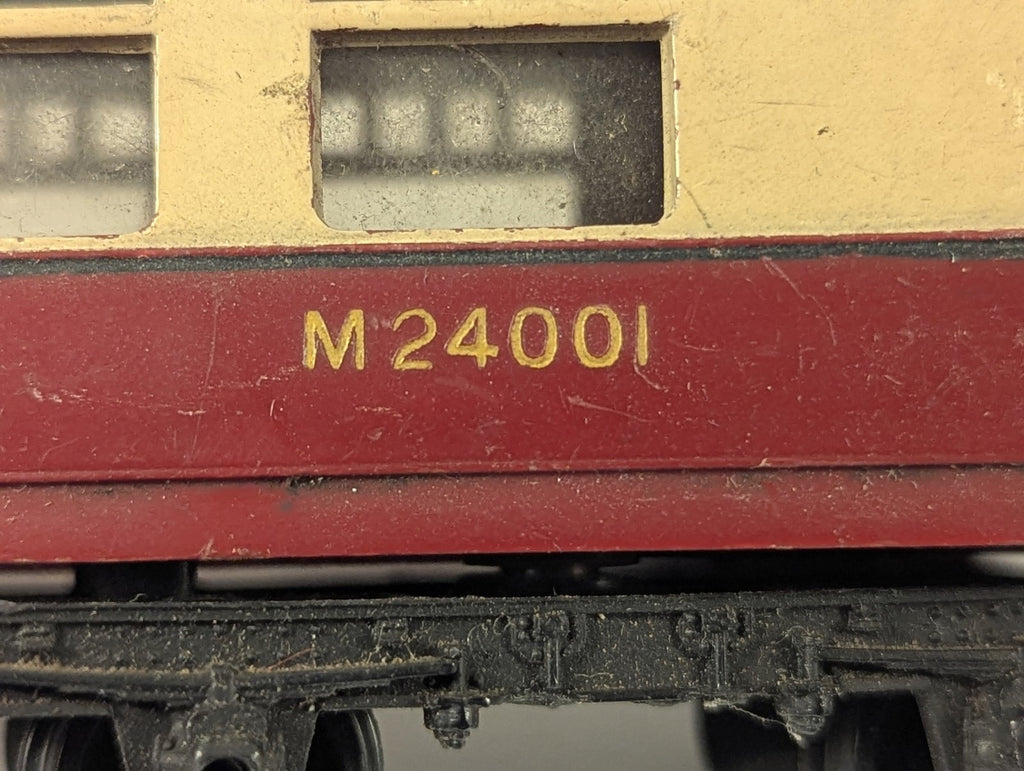 Tri-ang OO Gauge BR Crimson & Cream Main Line Composite Coach Passenger Coach