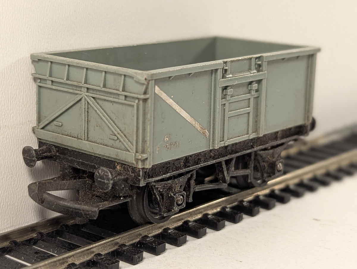 Tri-ang OO Gauge 16-Ton Mineral Wagon Goods Wagon B75201 BR Grey R.124
