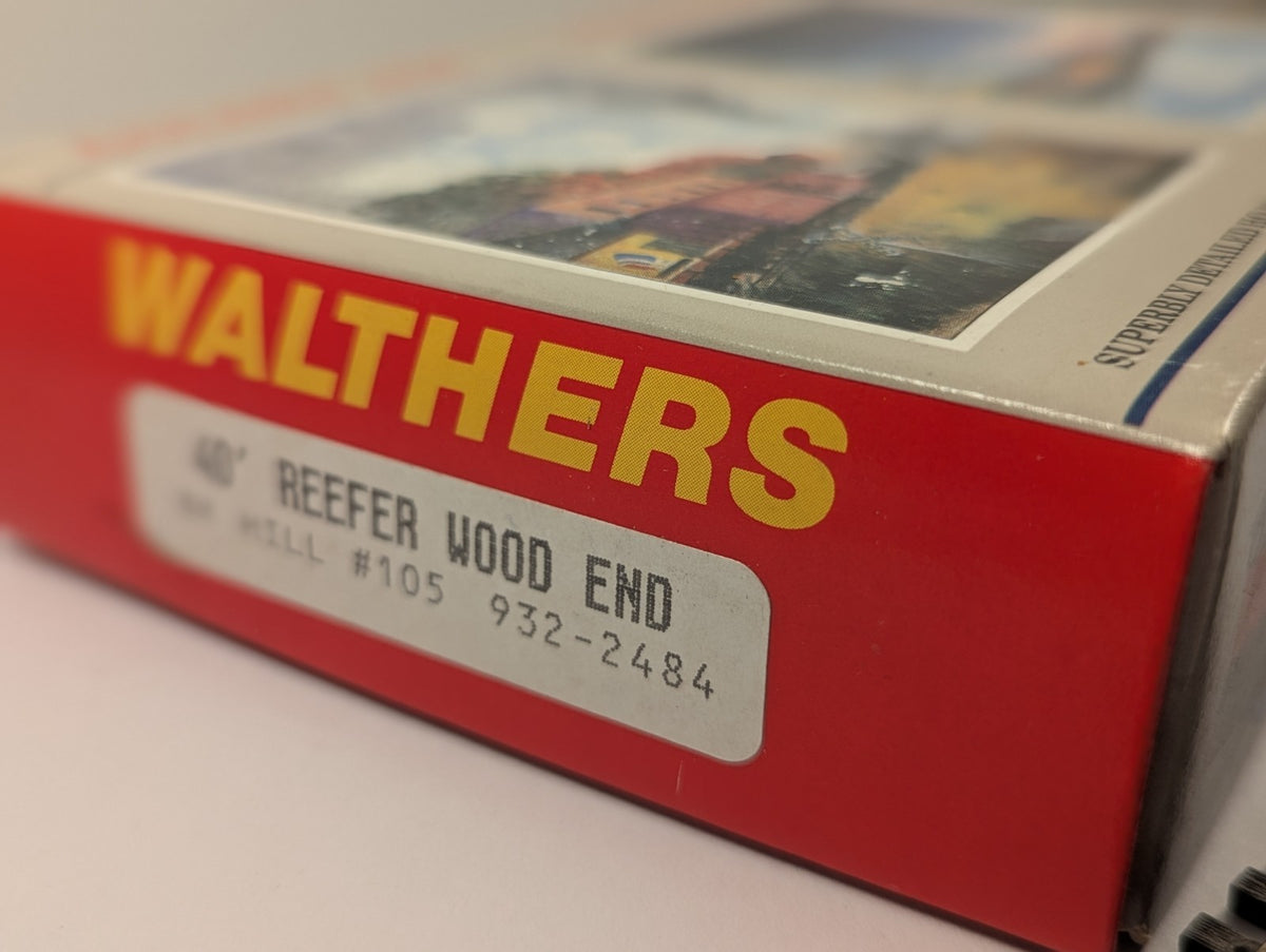 Walthers HO Gauge 40ft Wood End Reefer Car Kit