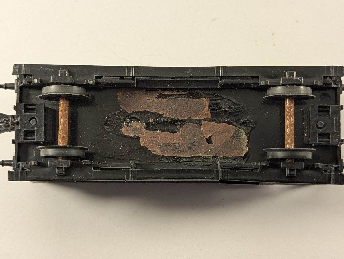 Hornby OO Gauge GWR Toad Brake Van 114875 GWR Grey R140