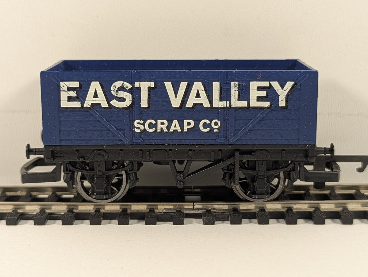 Hornby OO Gauge Open Wagon 'East Valley Scrap Co' Goods Wagon